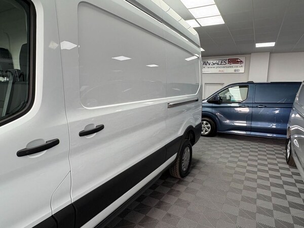 Used Ford Transit 2022 for sale - 73727111: Photo 11
