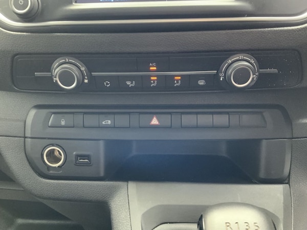 Used Peugeot Expert 2023 for sale - 74319812: Photo 17