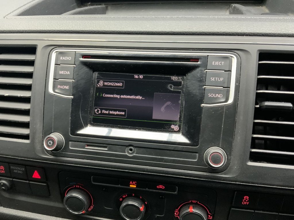 Used Volkswagen Transporter 2019 for sale - 76821119: Photo 12