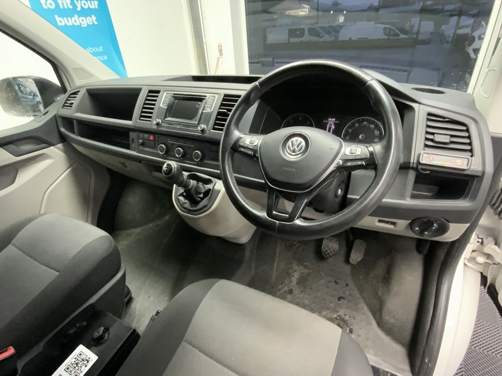 Used Volkswagen Transporter 2019 for sale - 76821119: Photo 15