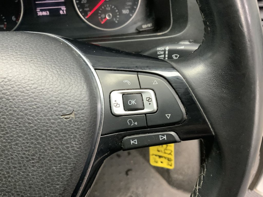 Used Volkswagen Transporter 2019 for sale - 76821119: Photo 17