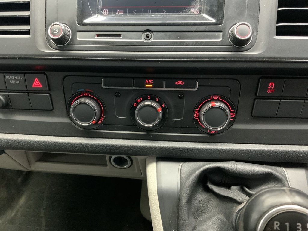 Used Volkswagen Transporter 2019 for sale - 76821119: Photo 20