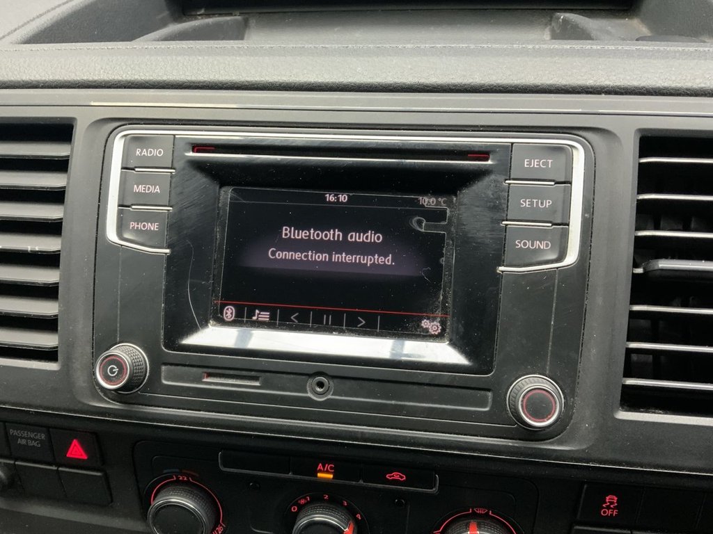 Used Volkswagen Transporter 2019 for sale - 76821119: Photo 21