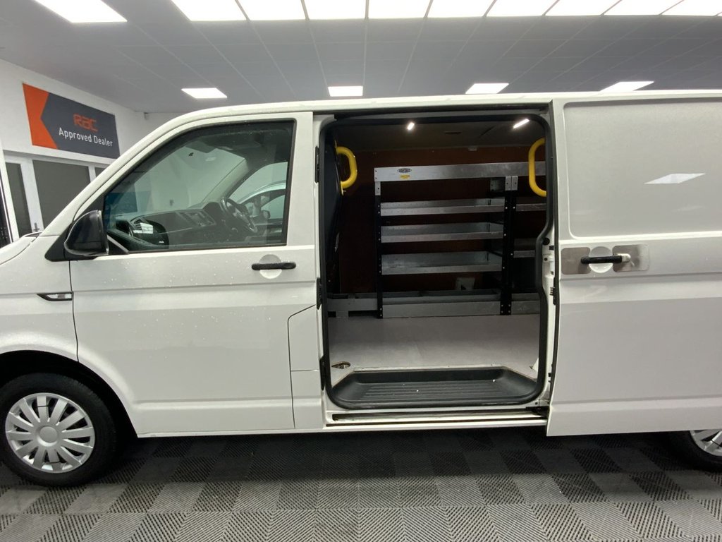 Used Volkswagen Transporter 2019 for sale - 76821119: Photo 27