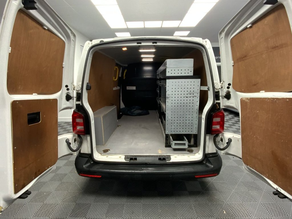 Used Volkswagen Transporter 2019 for sale - 76821119: Photo 28