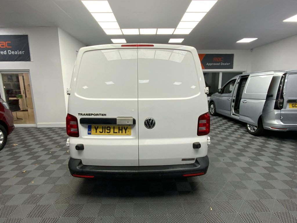 Used Volkswagen Transporter 2019 for sale - 76821119: Photo 5