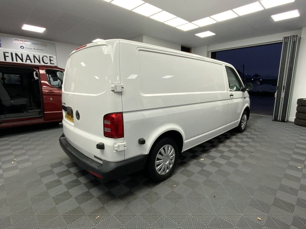 Used Volkswagen Transporter 2019 for sale - 76821119: Photo 6