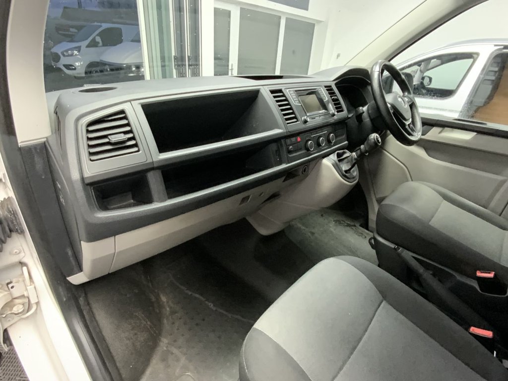 Used Volkswagen Transporter 2019 for sale - 76821119: Photo 9