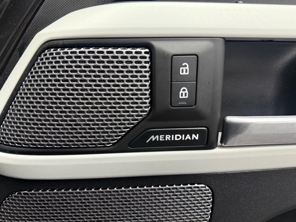 Used Land Rover Defender 2024 for sale - 76559220: Photo 27