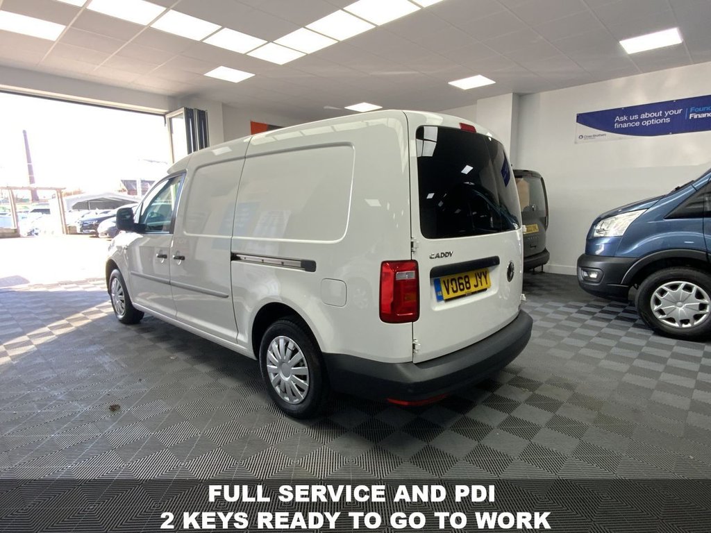 Used Volkswagen Caddy Maxi 2018 for sale - 77748987: Photo 5