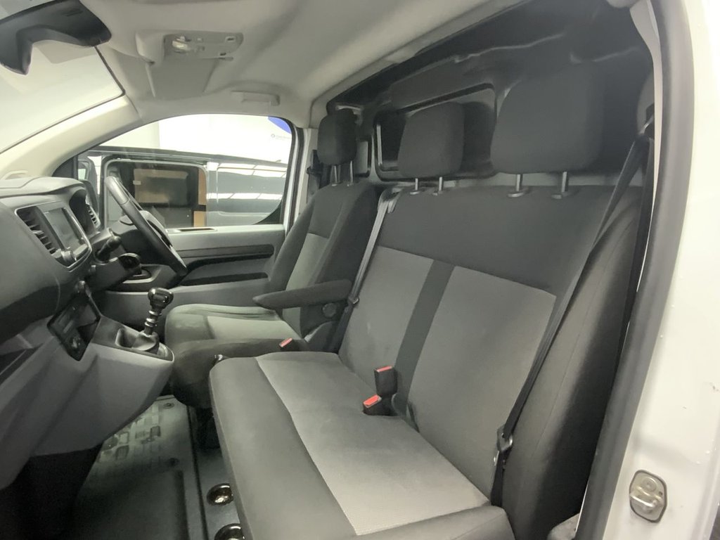 Used Vauxhall Vivaro 2022 for sale - 77632092: Photo 10