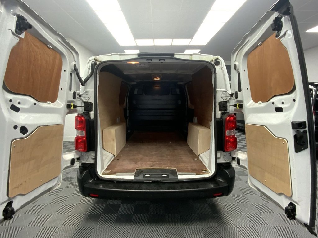 Used Vauxhall Vivaro 2022 for sale - 77632092: Photo 12