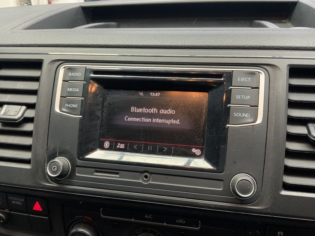 Used Volkswagen Transporter 2019 for sale - 76821117: Photo 15