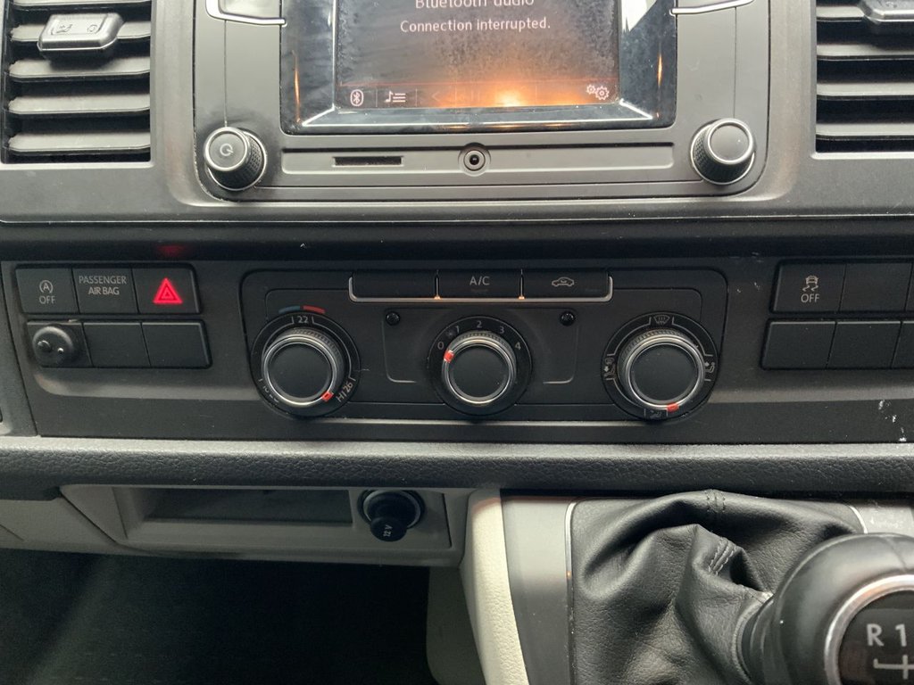 Used Volkswagen Transporter 2019 for sale - 76821117: Photo 16