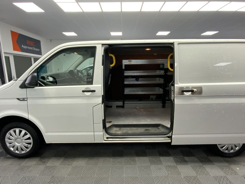 Used Volkswagen Transporter 2019 for sale - 76821117: Photo 24