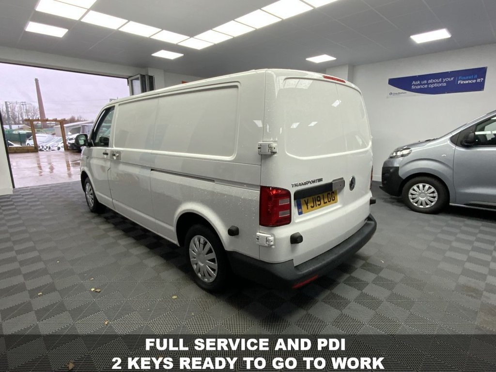Used Volkswagen Transporter 2019 for sale - 76821117: Photo 4