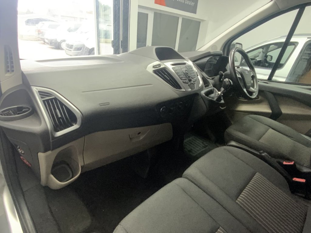 Used Ford Tourneo Custom 2016 for sale - 76333489: Photo 9