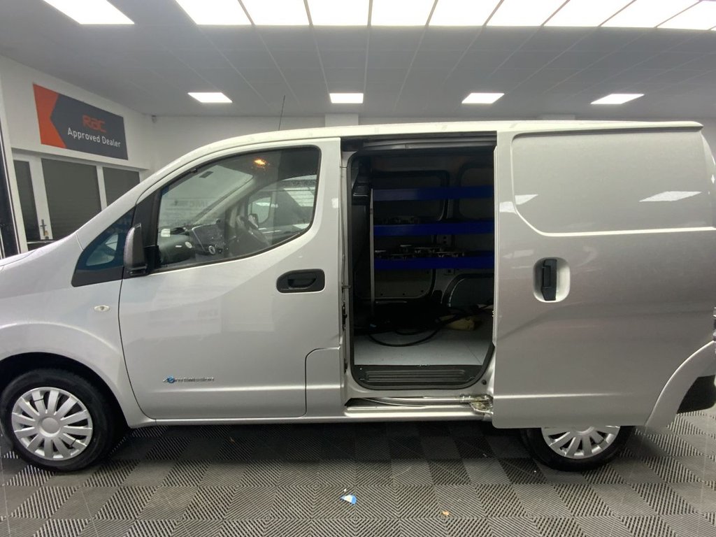 Used Nissan e-NV200 2020 for sale - 77302642: Photo 25
