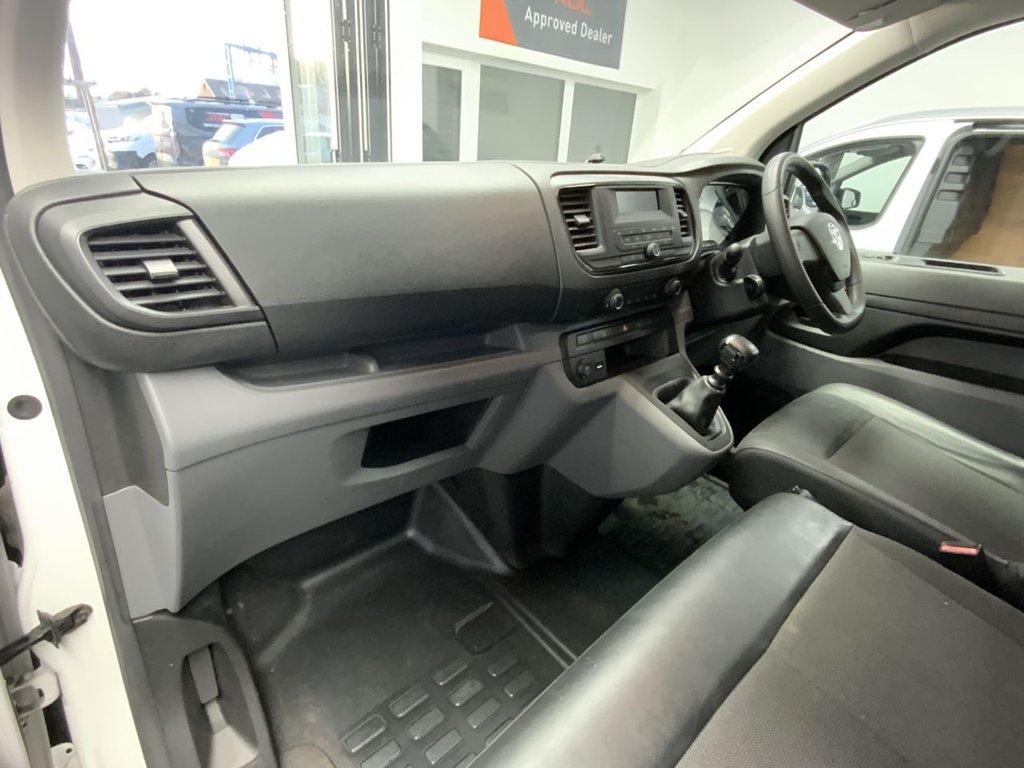 Used Vauxhall Vivaro 2020 for sale - 76797925: Photo 8