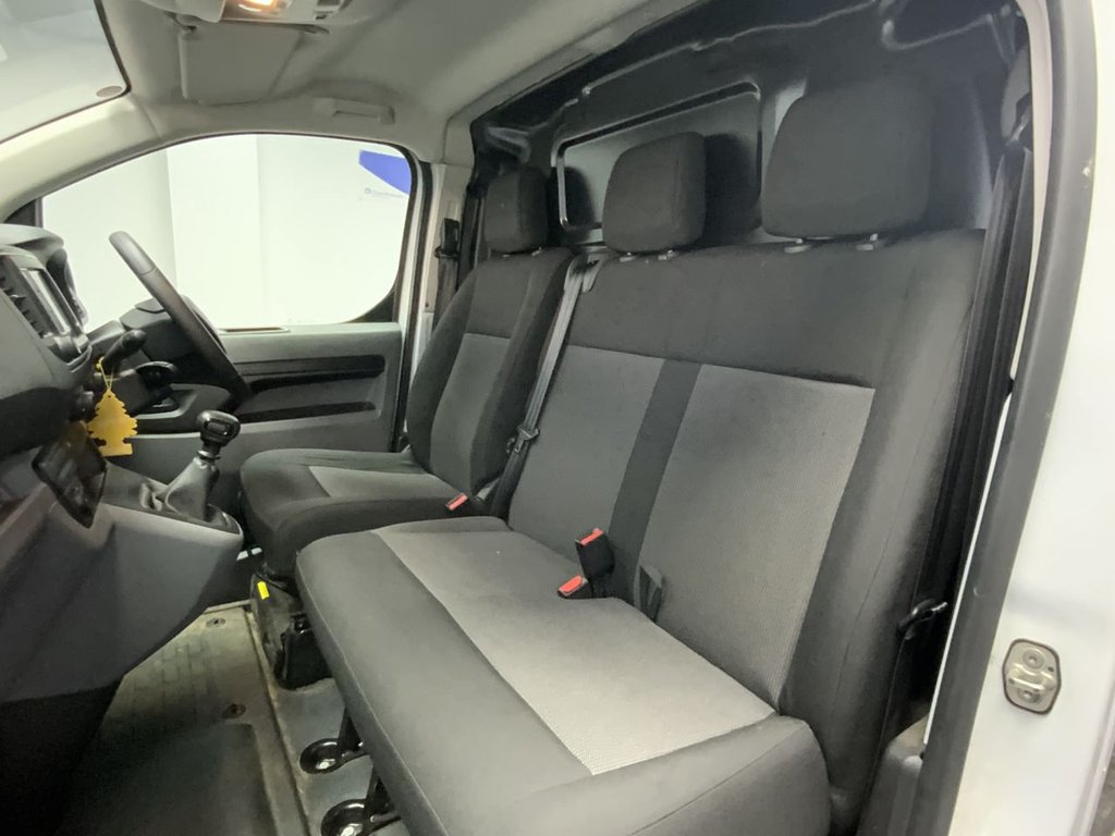 Used Vauxhall Vivaro 2023 for sale - 77026755: Photo 10