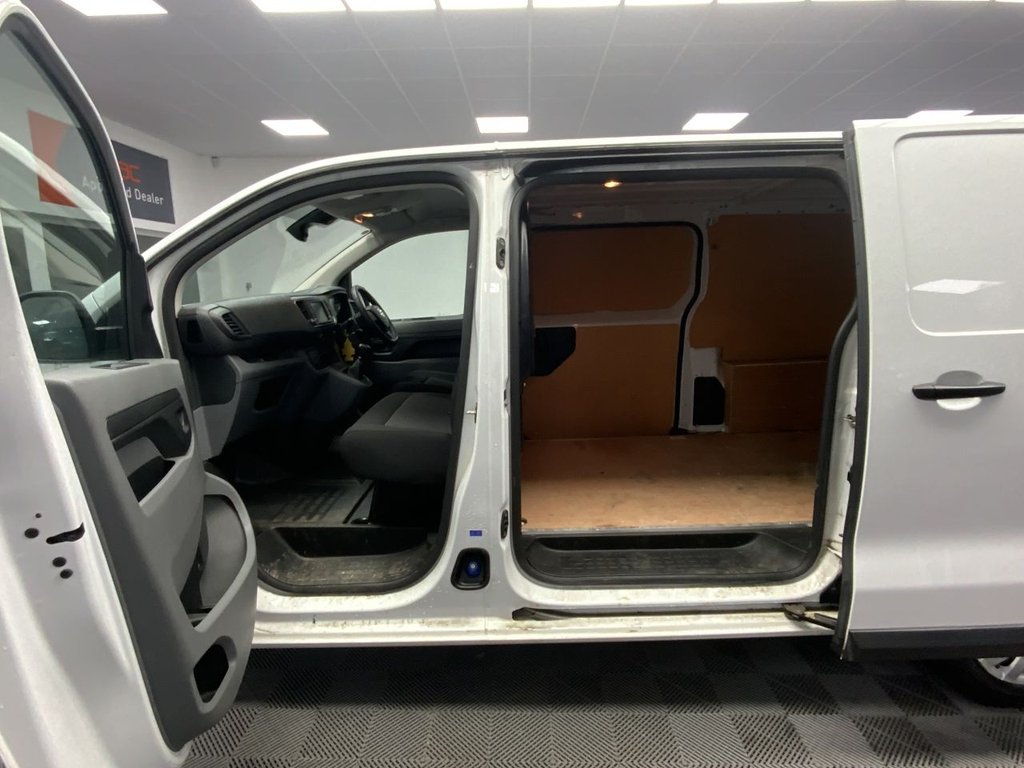 Used Vauxhall Vivaro 2023 for sale - 77026755: Photo 21