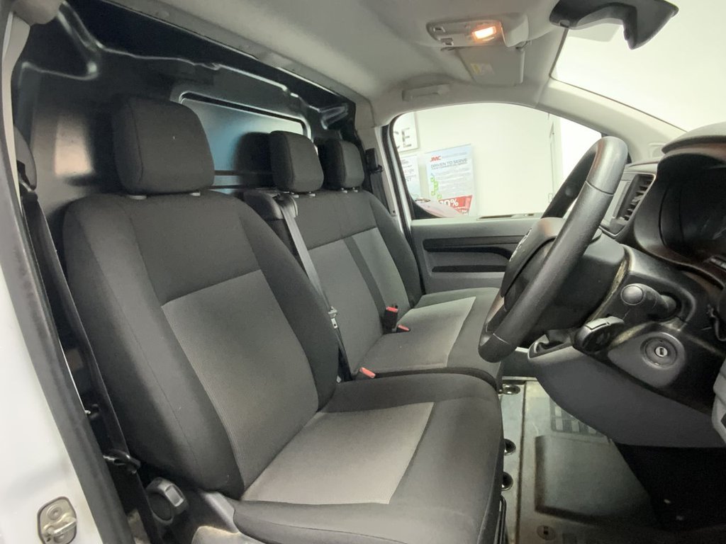 Used Vauxhall Vivaro 2023 for sale - 77026755: Photo 8