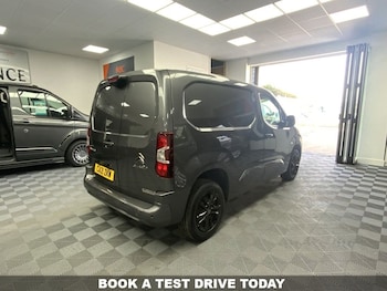 Used Citroen Berlingo 2021 for sale - 76509802: Photo