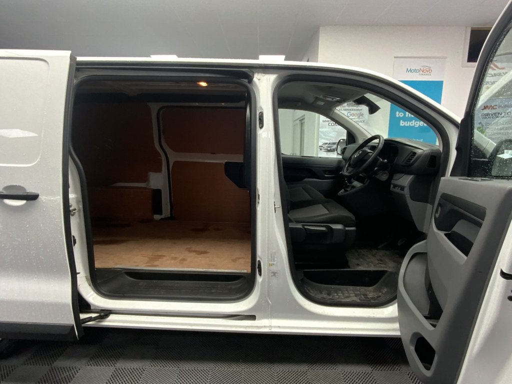 Used Vauxhall Vivaro 2022 for sale - 77655376: Photo 25