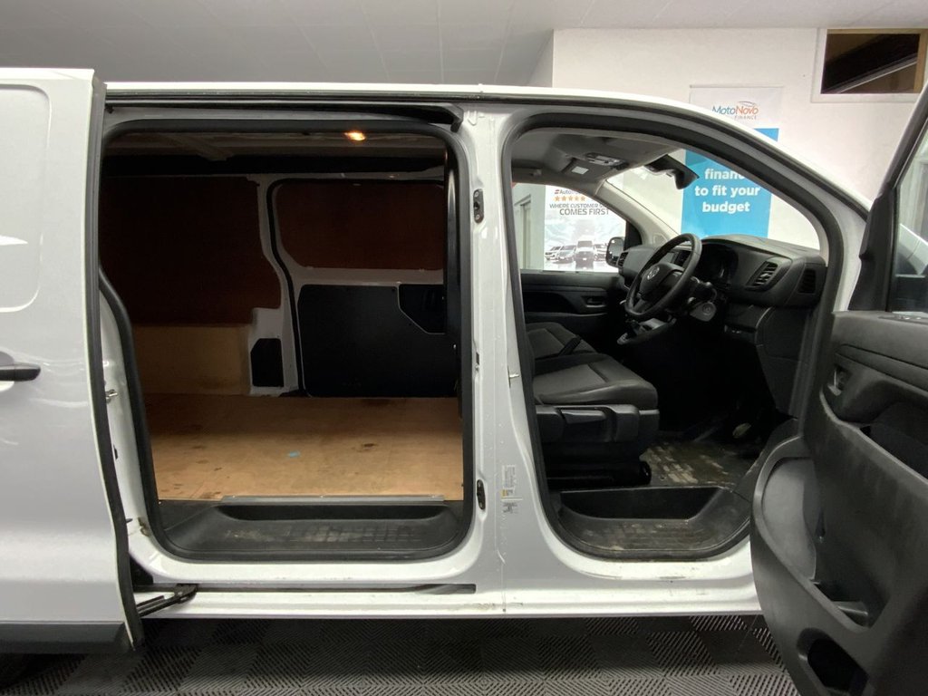 Used Vauxhall Vivaro 2023 for sale - 78068367: Photo 24