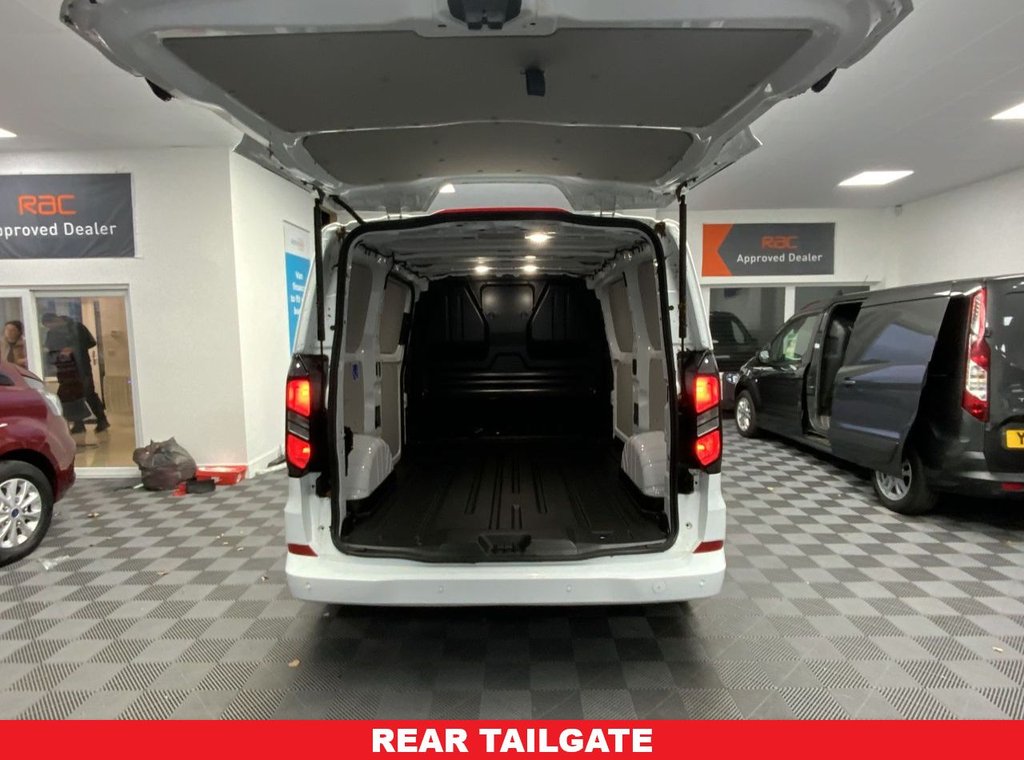 Used Ford Transit Custom 2024 for sale - 77139647: Photo 2
