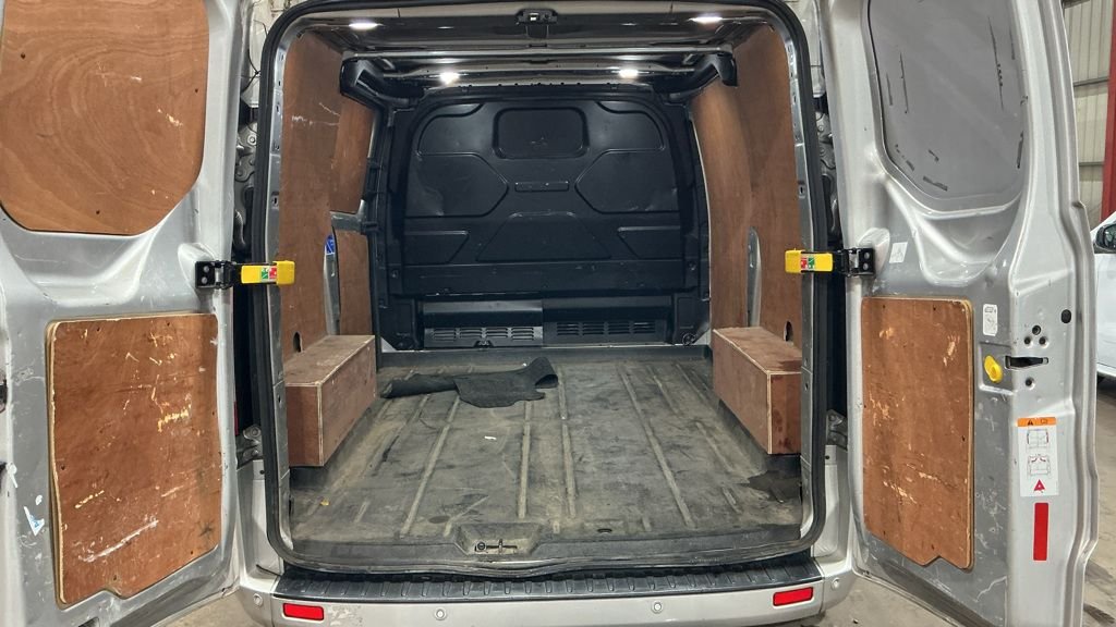 Used Ford Transit Custom 2022 for sale - 76686389: Photo 7