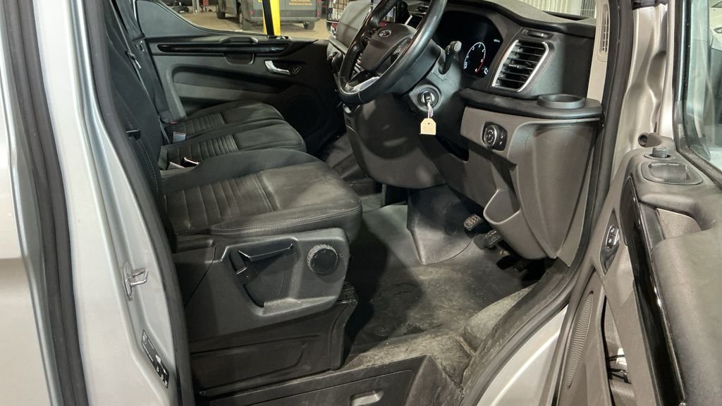 Used Ford Transit Custom 2022 for sale - 76686389: Photo 9