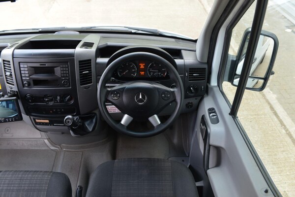 Used Mercedes-Benz Sprinter 2016 for sale - 75589543: Photo 11