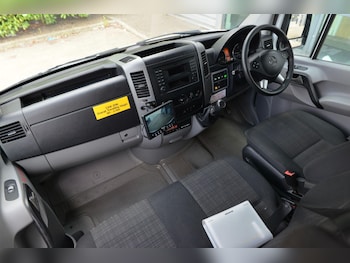 Used Mercedes-Benz Sprinter 2016 for sale - 75589543: Photo 2