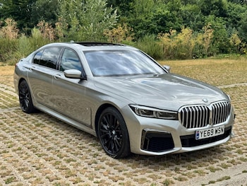 2019 (69) - 3.0 745Le 12kWh M Sport Auto xDrive Euro 6 (s/s) 4dr