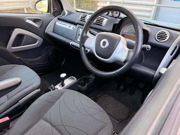 Used smart fortwo 2011 for sale - 78999635: Photo