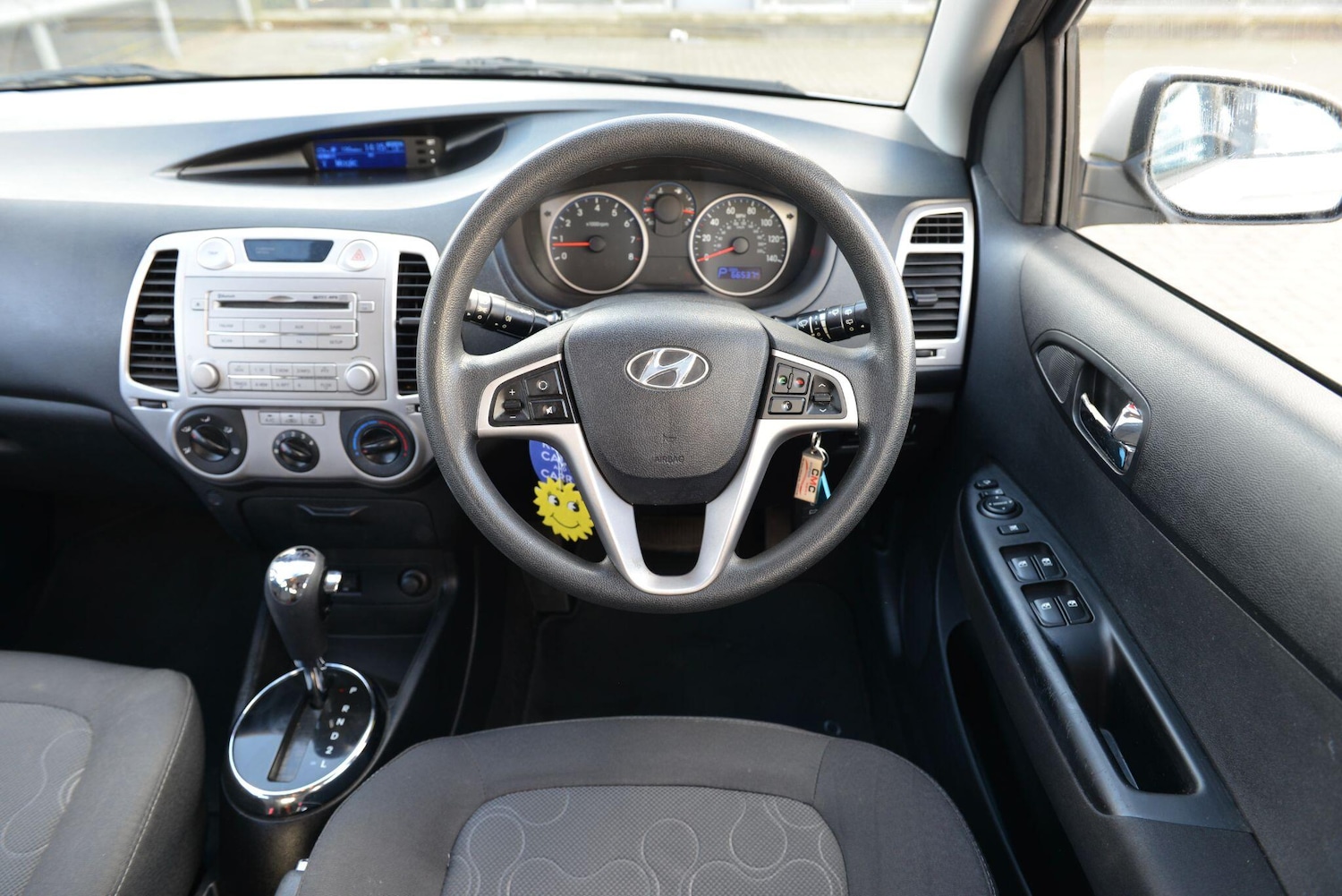 Used Hyundai i20 2012 for sale - 77853782: Photo 11