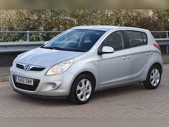 Used Hyundai i20 2012 for sale - 77853782: Photo
