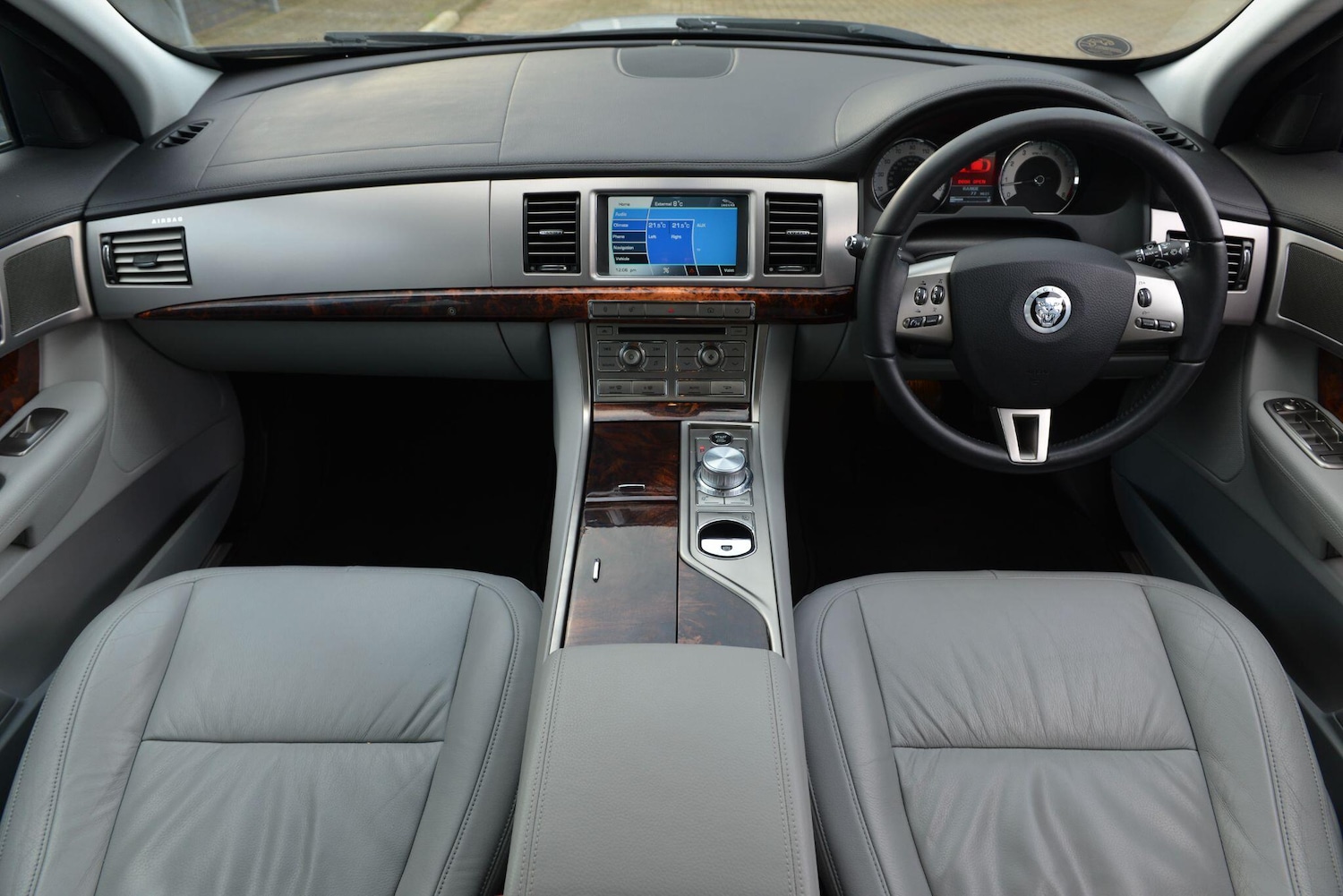 Used Jaguar XF 2010 for sale - 77279555: Photo 11