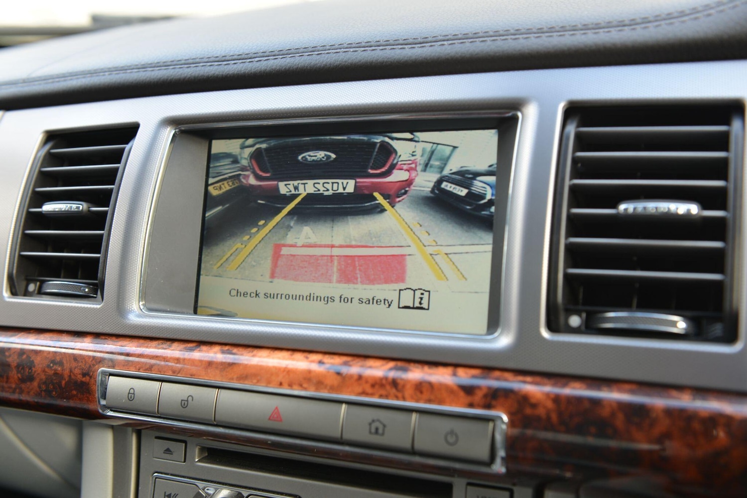 Used Jaguar XF 2010 for sale - 77279555: Photo 21