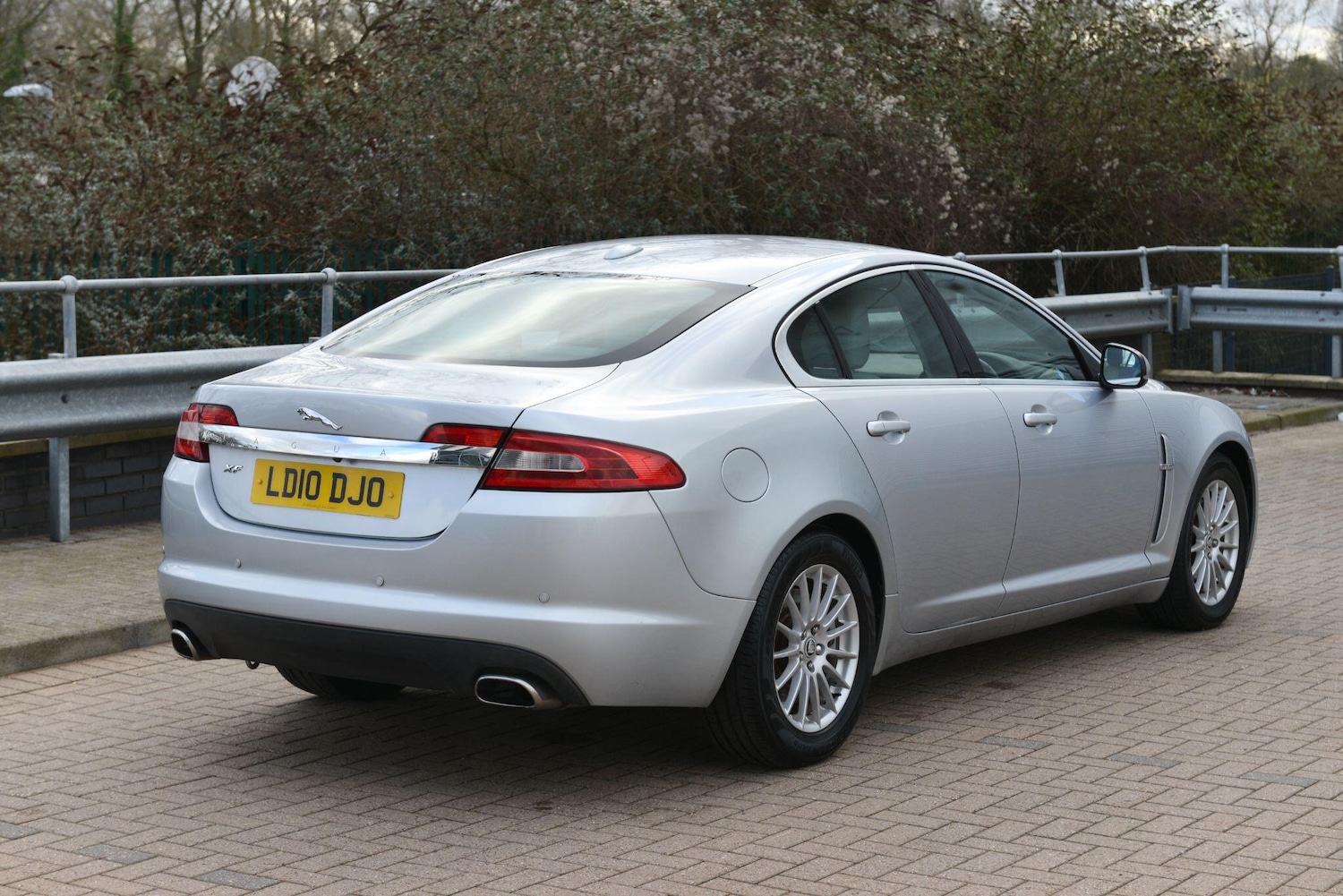 Used Jaguar XF 2010 for sale - 77279555: Photo 4