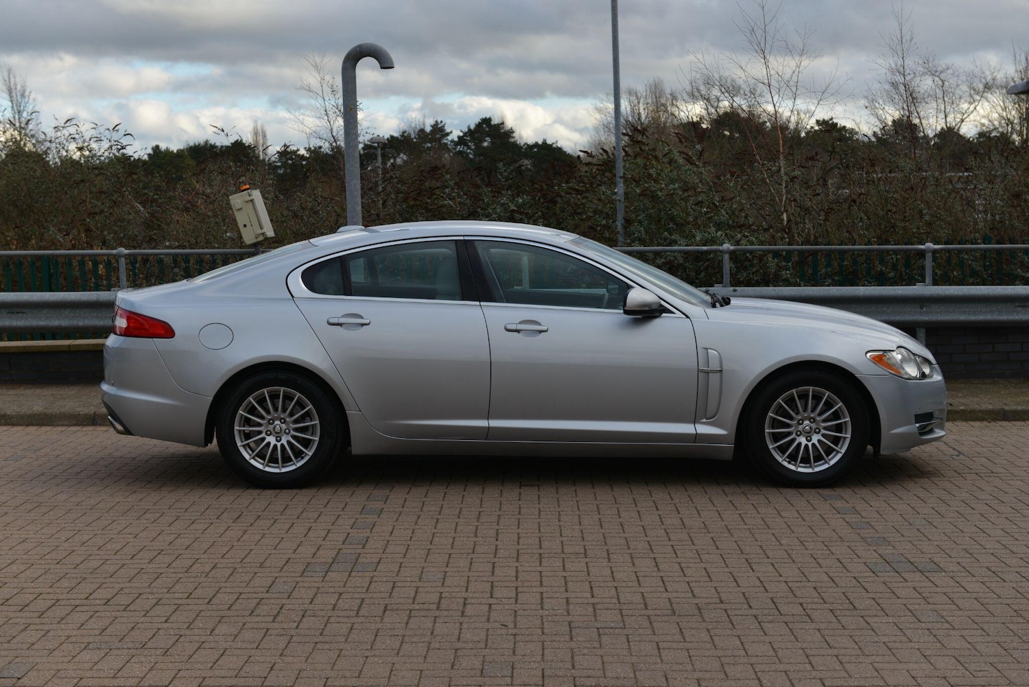 Used Jaguar XF 2010 for sale - 77279555: Photo 6