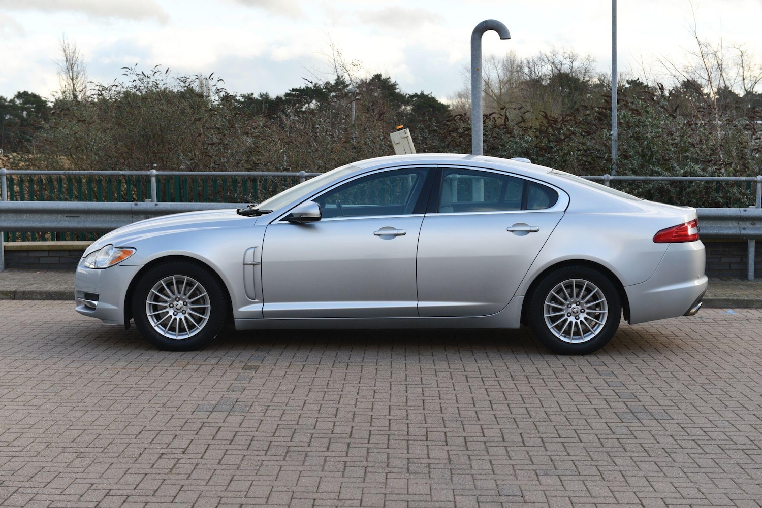 Used Jaguar XF 2010 for sale - 77279555: Photo 7