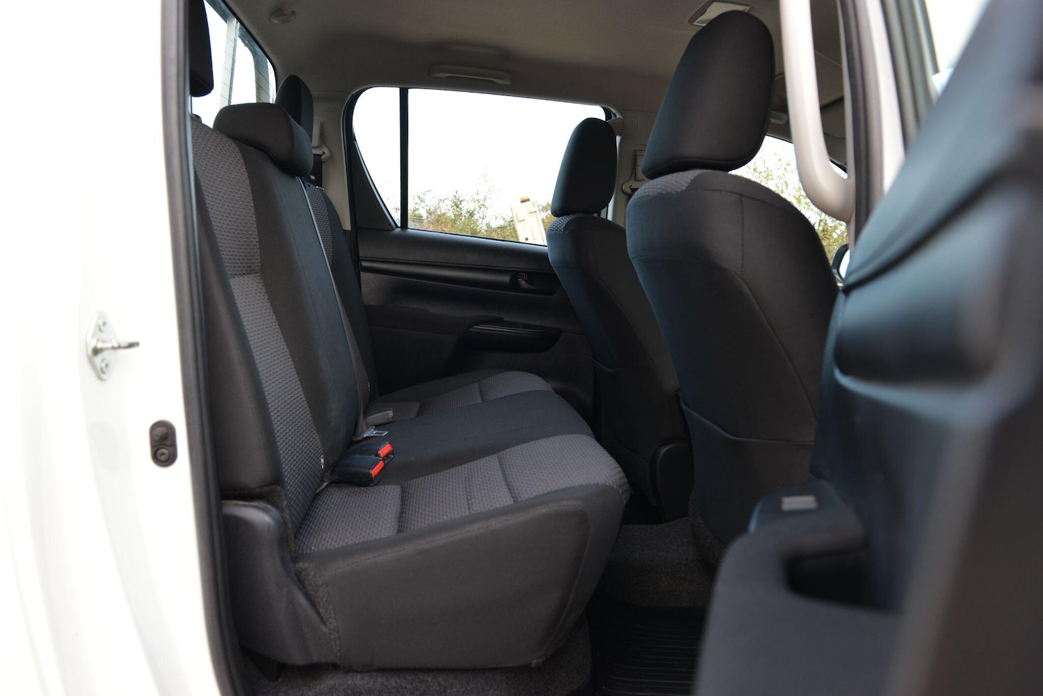 Used Toyota Hilux 2022 for sale - 76572184: Photo 16