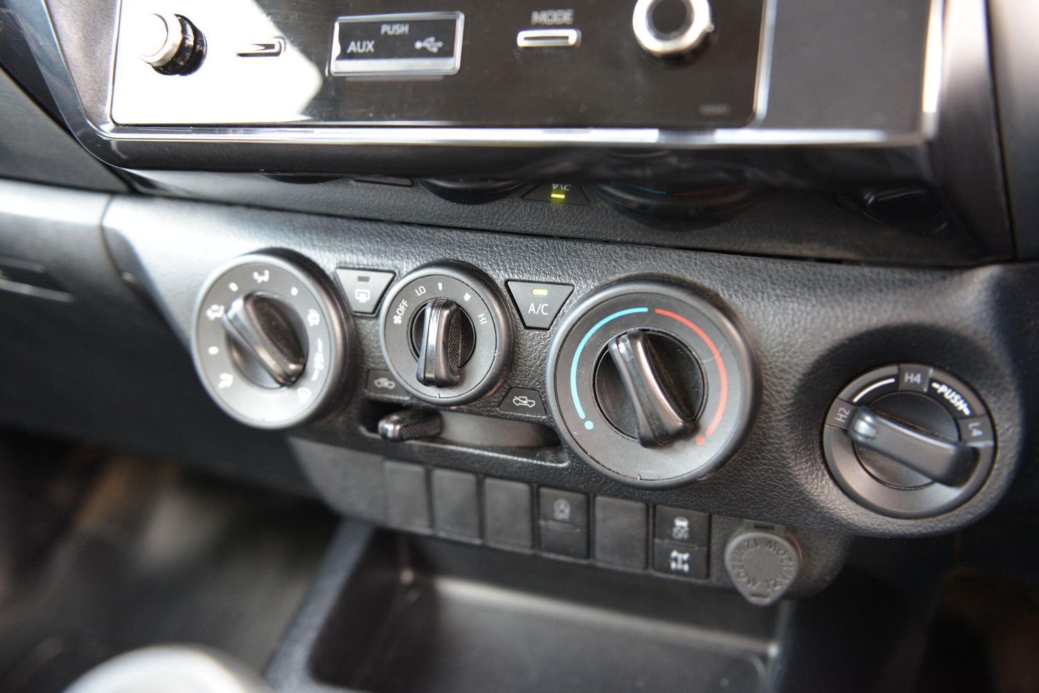 Used Toyota Hilux 2022 for sale - 76572184: Photo 20