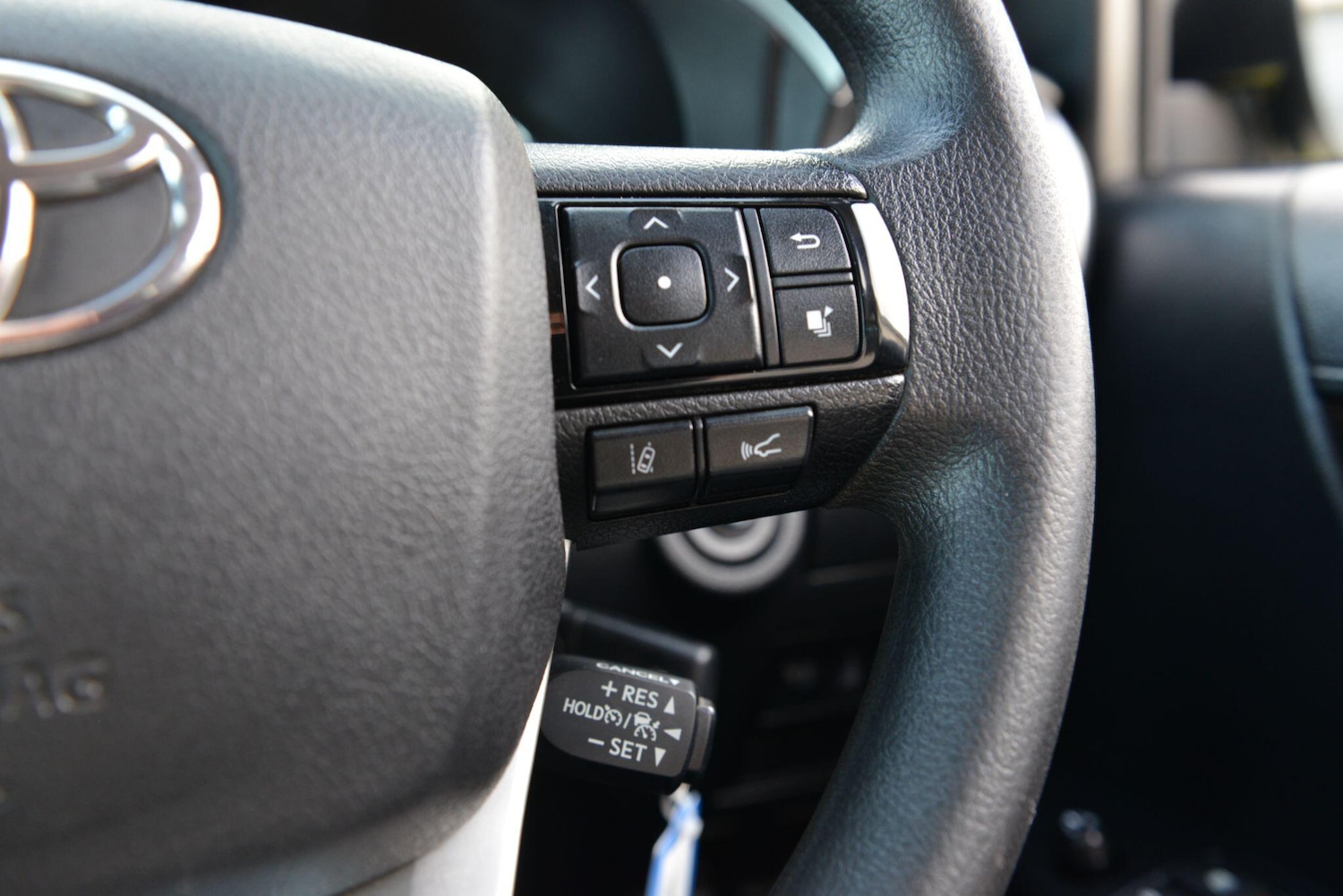 Used Toyota Hilux 2022 for sale - 76572184: Photo 23