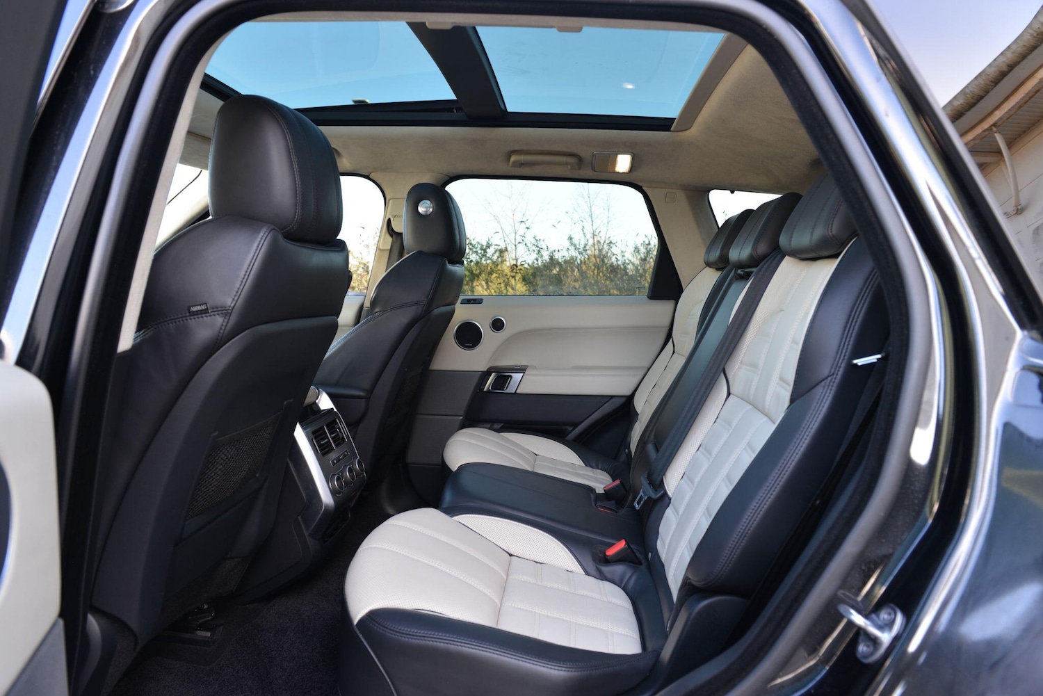 Used Land Rover Range Rover Sport 2016 for sale - 78034503: Photo 16