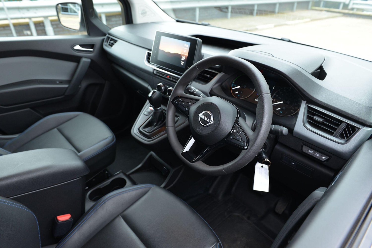 Used Nissan Other 2023 for sale - 77377480: Photo 2