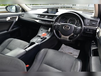 Used Lexus CT 2019 for sale - 78492119: Photo