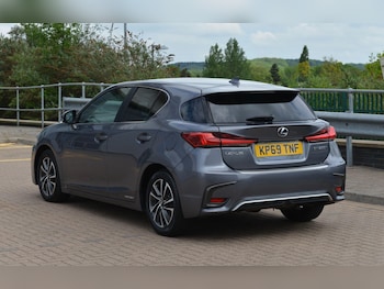 Used Lexus CT 2019 for sale - 78492119: Photo